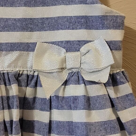 TAHARI BABY BLUE AND WHITE STRIPED SLEEVELESS DRESS WITH BOW, SIZE 4 - Picture 5 of 11